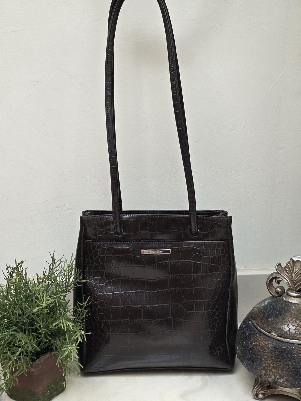 VINTAGE Nine West Dark Brown Croc-Embossed Patent Leather Shoulder Y2k Bag - Picture 12 of 12